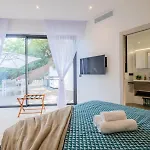 Résidence Maison D'architecte Avec Piscine Chauffée&sublime Vue - Maison D'architecte Avec Piscine Chauffée&sublime Vue Mae-2273 Mandelieu
