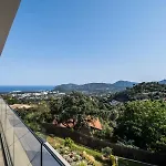 Résidence Maison D'architecte Avec Piscine Chauffée&sublime Vue - Maison D'architecte Avec Piscine Chauffée&sublime Vue Mae-2273 *
