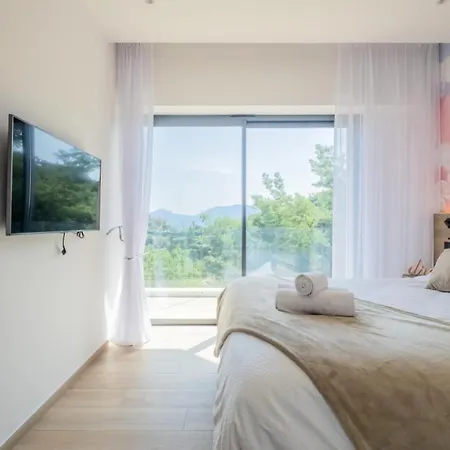 Maison D'architecte Avec Piscine Chauffee & Sublime Vue - Maison D'architecte Avec Piscine Chauffee & Sublime Vue Mae-2273 Вилла *
